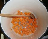 Brokkolileves sajtgombóccal recept fázis 1 fotója