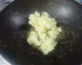 A picture of step 2 of Daliya Chikki / Roasted Puff Chana Chikki.
