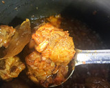 A picture of step 4 of Mutton curry.