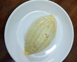 Hình bước làm 4 của món Omurice - cơm chiên bọc trứng kiểu nhật