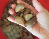 Hình bước làm 1 của món Canh ngao hoa nấu dứa