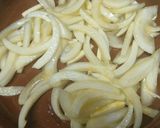 Foto del paso 1 de la receta: Magro de cerdo cocido con cebolla en freidora de aire