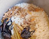 Foto langkah ke 4 dari resep Nasi Liwet Rice Cooker.