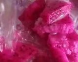Gambar langkah 1 resipi Dragon Fruit Juice.