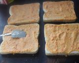 Foto del paso 7 de la receta: Tortilla cuadrada de pimientos rojos de bote