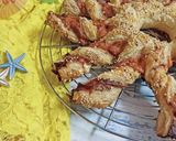 Pas rețetă Soare din foietaj cu șuncă și mozzarella 4 fotografie