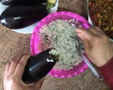 Foto del paso 3 de la receta: Exclusiva! berenjena rellena con arroz con salsa mantequilla