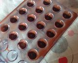 Foto del paso 4 de la receta: Bombones de chocolate y temperado