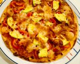 Hình bước làm 3 của món “Pizza lười” với đế bánh tortilla