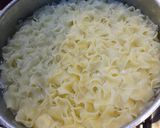 Bakonyi sertés kapros túrós tésztával recept fázis 5 fotója
