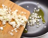 Villámgyors tejszínes-paradicsomos tészta recept fázis 1 fotója