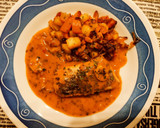 Foto del paso 8 de la receta: Merluza a la plancha con verduritas a la mantequilla en salsa marinera