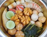 Foto langkah ke 12 dari resep Steamboat Tom Yum.