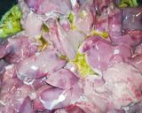 Hagymás máj főtt burgonyával recept fázis 2 fotója