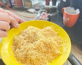 Bőrös sertéscomb, vöröslencse pürével, sajt ropogóssal recept fázis 11 fotója