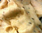 A picture of step 2 of Dal pakwan.