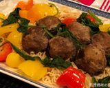 A picture of step 10 of Stir-Fried Instant Noodles with Stuffed Mushrooms.
