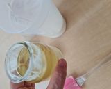 Foto del paso 1 de la receta: Salsa de yogur 🥛 Aderezo inspirado en yogurnesa