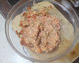 Foto del paso 3 de la receta: Albóndigas de salmón ahumado, surimi y langostinos