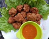 Foto langkah ke 4 dari resep Bola-Bola Daging Goreng.