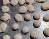 Foto del paso 3 de la receta: Bolillos y galletas