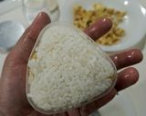 Foto langkah ke 4 dari resep Onigiri Telur.