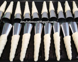 Foto del paso 3 de la receta: Conos de hojaldre rellenos de crema pastelera