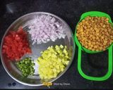 A picture of step 1 of Chana Dal Chaat.