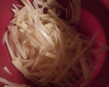Foto del paso 1 de la receta: Patatas paja con pimentón de la Vera