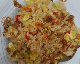 Foto langkah ke 8 dari resep Nasi Goreng Udang pedas.