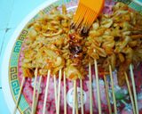 Foto langkah ke 7 dari resep Sate Jamur Saus Kacang.
