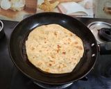 A picture of step 6 of Spicy onion and tomato paratha.