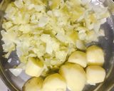बंदगोभी दम आलू (bandh gobi dum aloo recipe in Hindi) रेसिपी चरण 2 फोटो