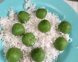 Foto langkah ke 4 dari resep Klepon Ubi Brownies Pandan.