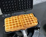 Foto langkah ke 7 dari resep Waffle ala AW.