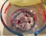 A picture of step 3 of Classical chicken salad.