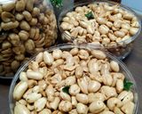 Foto langkah ke 4 dari resep 423.Kacang Bawang Santan Daun Jeruk.