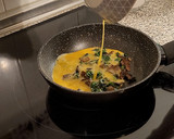 Foto del paso 5 de la receta: Tortilla con boletus y espinacas