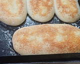 Foto del paso 5 de la receta: Panes de lomos con queso gratinado