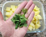 Foto del paso 2 de la receta: 🥔🌿Ensalada de papas con oliva a las hierbas frescas🥔Acompañamiento para preparar con anticipación🌿🥔