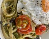 รูปขั้นตอนการทำที่ 4 ของ เฟตตูชินี่ซอสเพสโต้จากผักวอร์เตอร์เครส🥬🍄🍅🍝