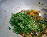 લસુની પાલક ખીચડી (Lasuni Palak Khichdi Recipe In Gujarati) રેસીપી સ્ટેપ3ફોટો