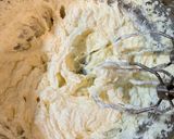 Foto langkah ke 3 dari resep Lemon Pound Cake Super Lembut.