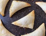 Foto del paso 3 de la receta: Triangulitos con dulce de membrillo 🧉