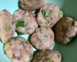 Foto langkah ke 3 dari resep Perkedel Kentang 🥔.