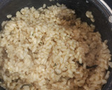 Foto del paso 4 de la receta: Verduras salteadas, salmón y arroz trufado