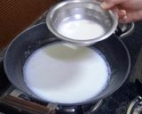 कश्मीरी सूजी फिरनी रेसिपी चरण 2 फोटो