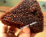 Foto langkah ke 5 dari resep Bolu sarang semut/caramel magicom.