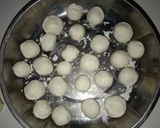 Foto langkah ke 3 dari resep Cilok cabe ijo.