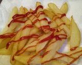 صورة لخطوة 3 من وصفة بطاطس مقرمشة بالكاتشب🍟😋❤️
